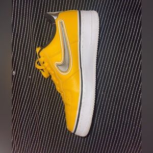 Air Force 1 size 9.5 men’s. Used.